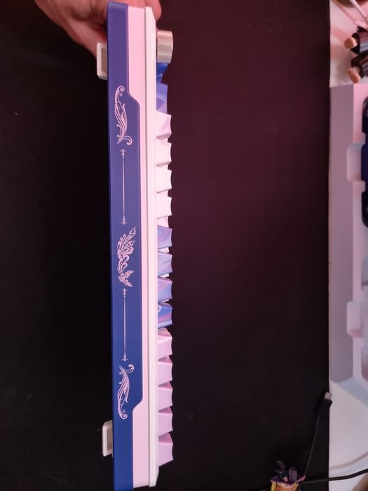 Vand tastatura mecanica reddragon  flekact pro anime edition