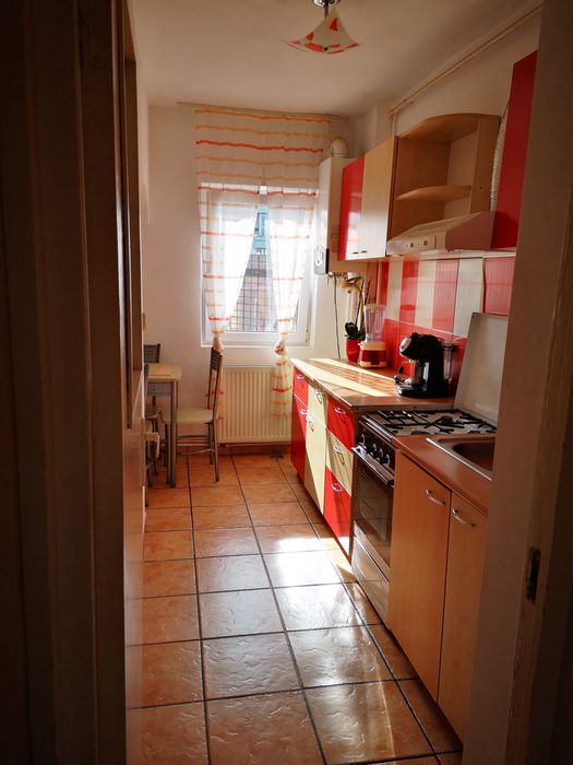 Închiriez garsoniera in zona centrala