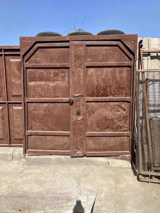 Срочно продается контейнер 300$