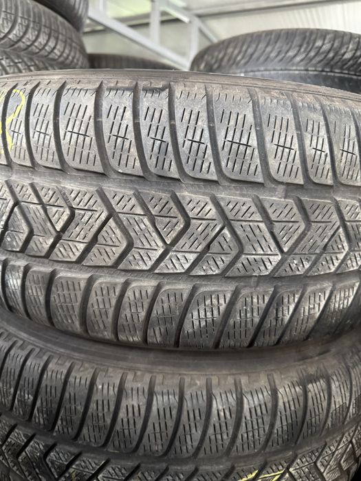 255 55 18 pirelli iarna steluta runflat m+s