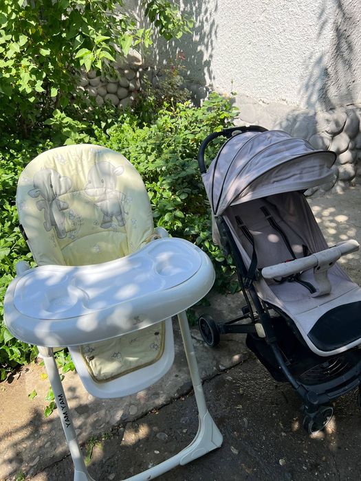 Продаётся коляска-трансформер и стульчик для кормления