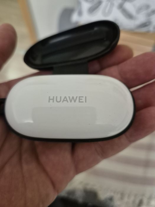 Слушалки Huawei freebies se