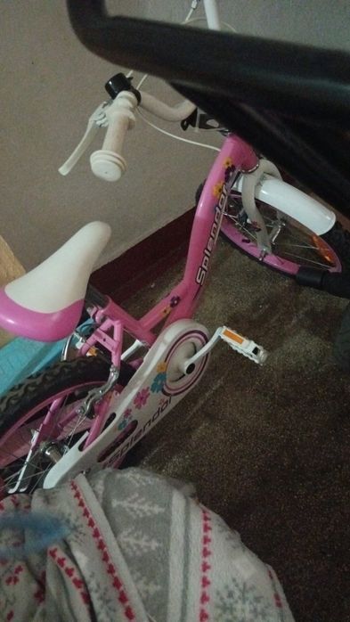 Vând bicicleta  de copii