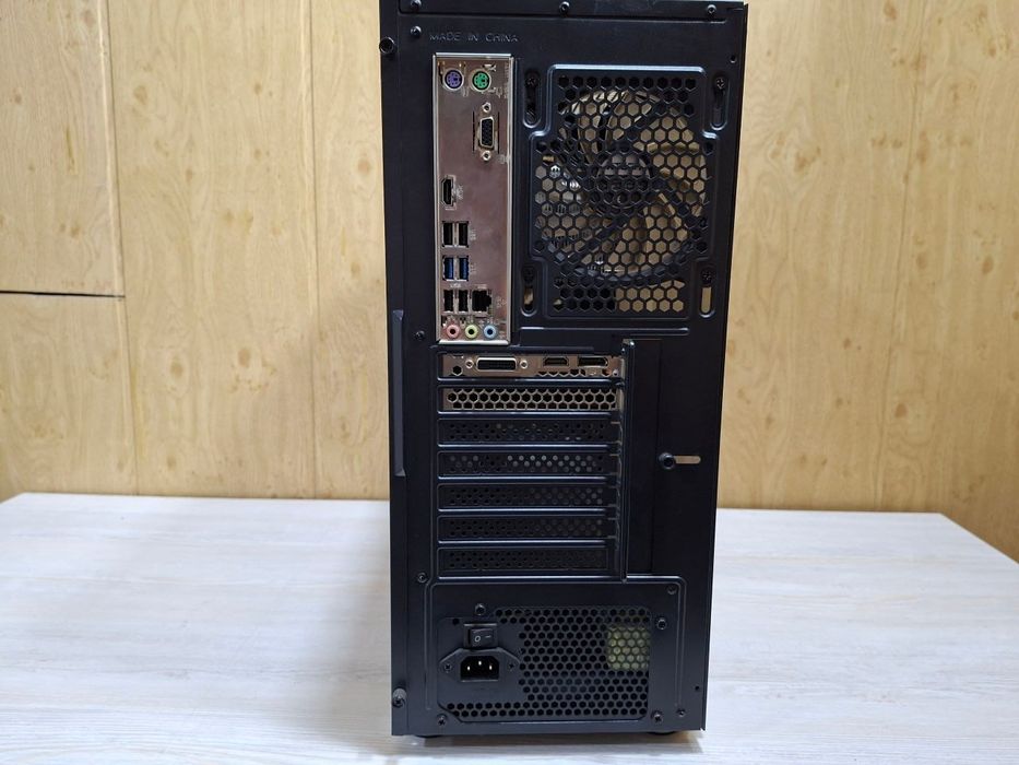 Компьютерные кейс