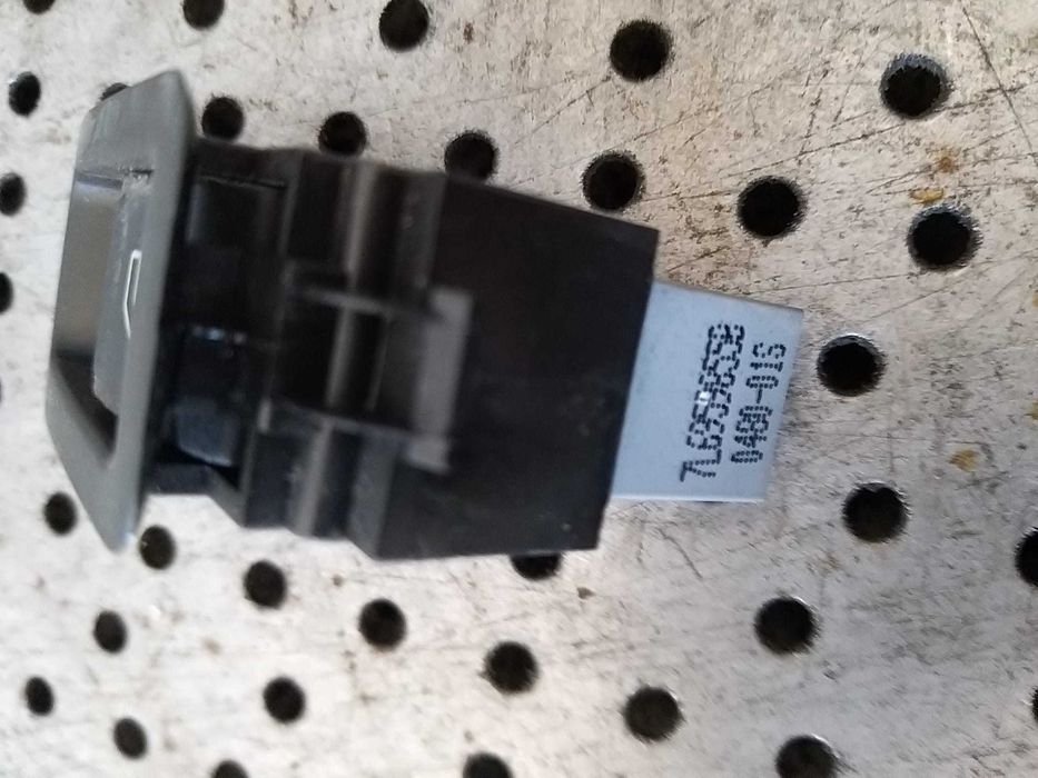 Buton geam electric stanga spate vw polo 6r 7l6959855b