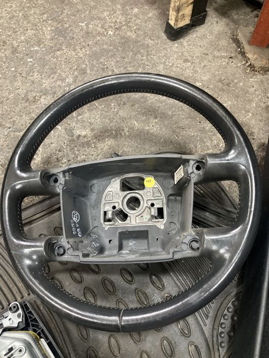 Vw phaeton 2004 година волан с бег