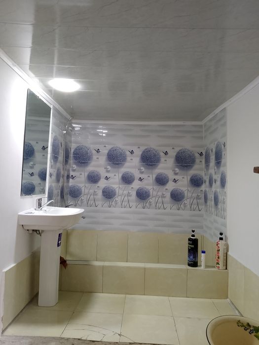 Ҳовли сотилади. Кавали Мошин бозор ени ерел оркаси