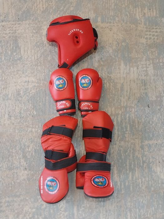 Таеквондо гтф перчатки