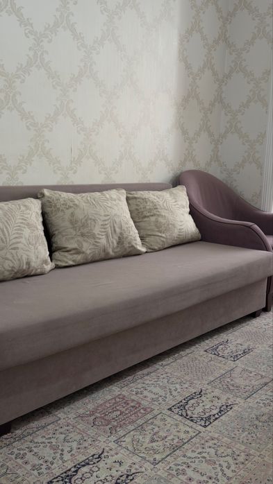 Продам диван в хорошем состоянии