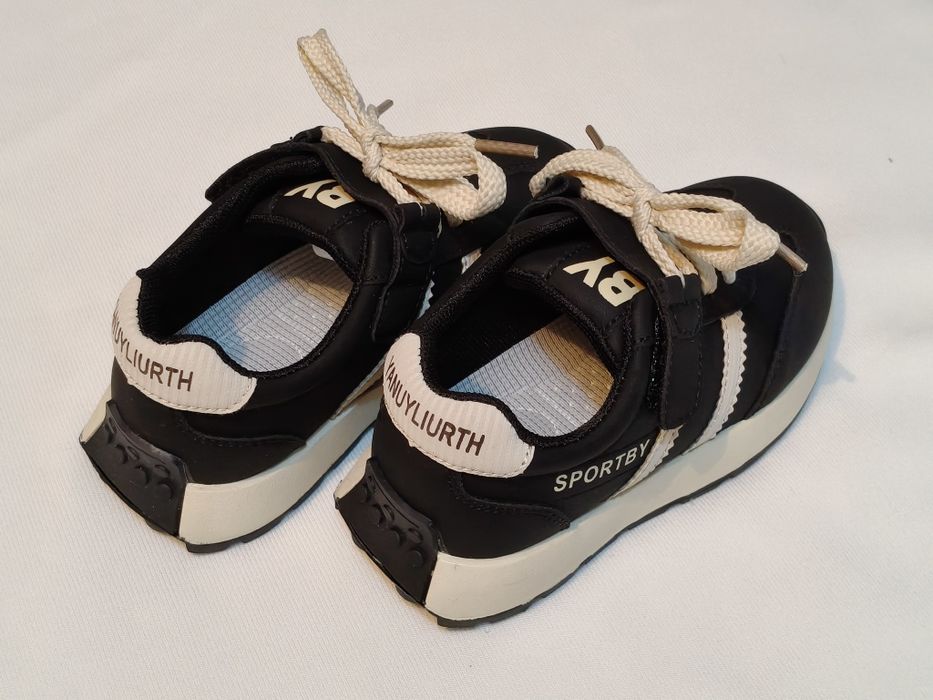 Обувь для детей.