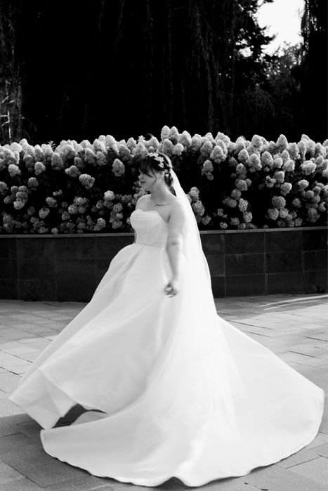 Свадебное платье