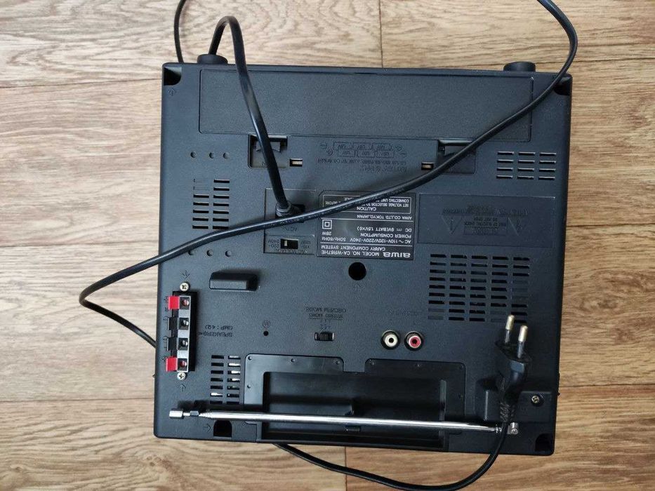 магнитофон без колонок всё полностью работает aiwa japan японский