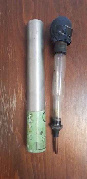 Pipeta masurat acid baterie si aparat masura volti baterie auto vechi