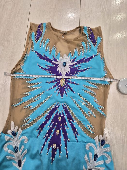 Трика за художествена гимнастика