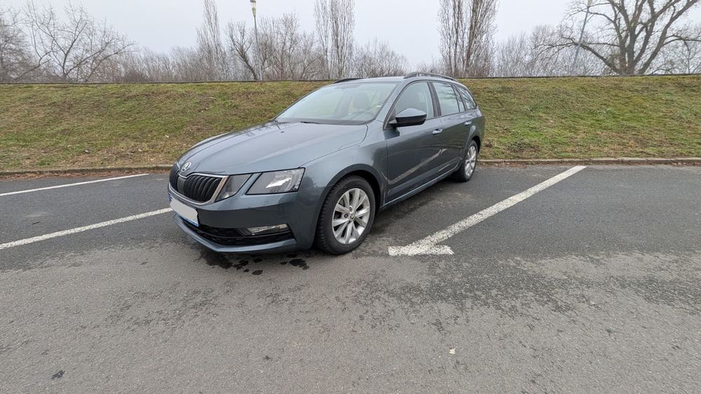 Skoda Octavia Skoda Octavia Combi 1.6 TDI DSG Ambition