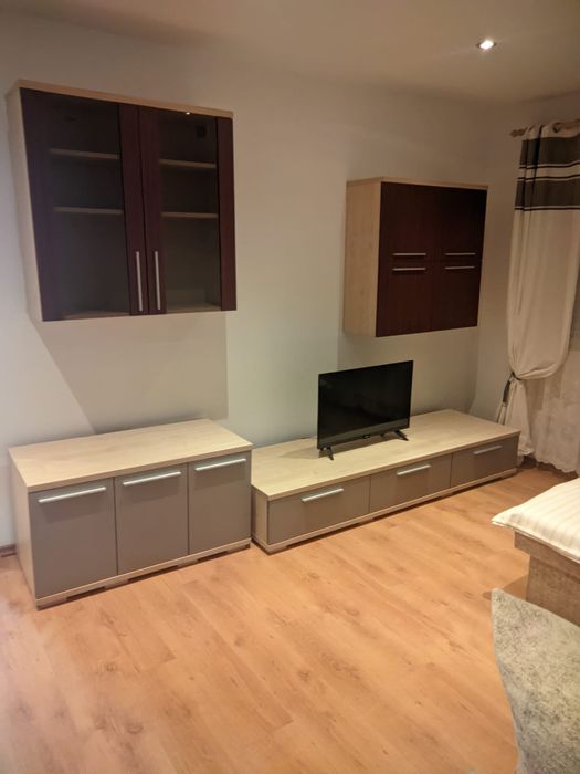 Inchiriez apartament