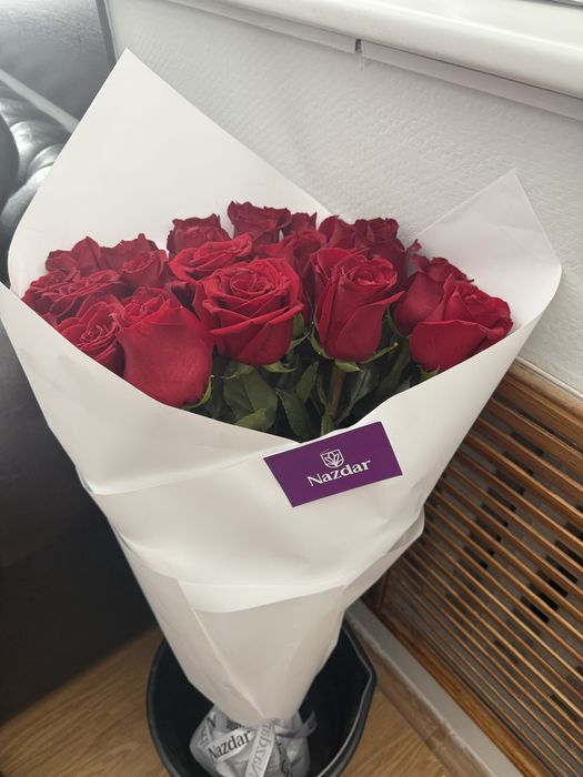 Цветы 25 роз, 80см, красные