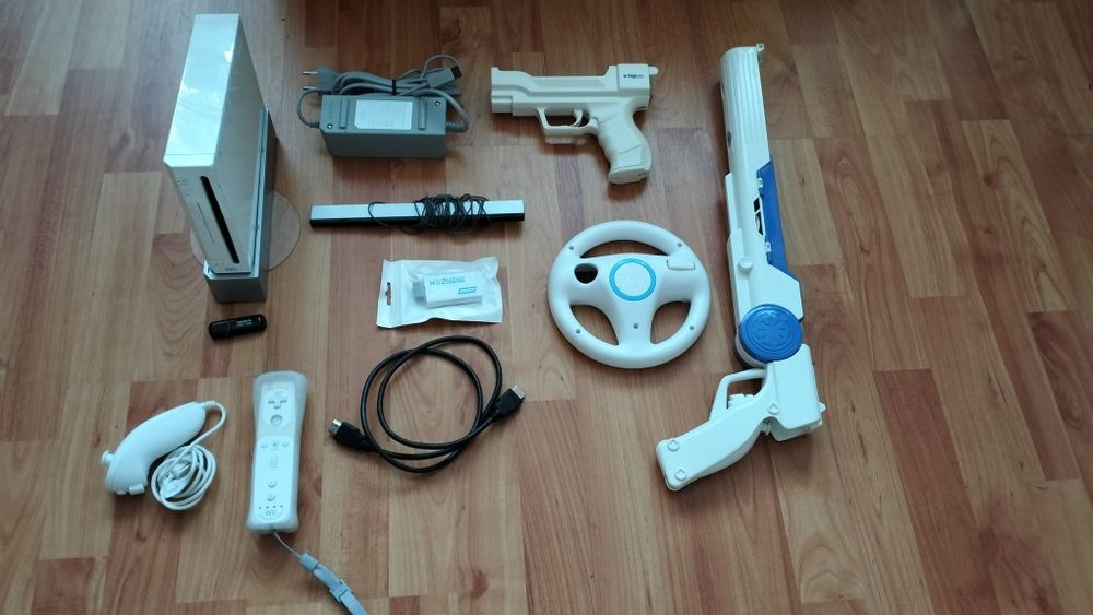 Consola Wii modata cu accesorii