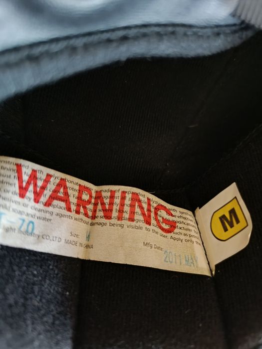 Два шлема+чехол на бутылку от Harley Davidson