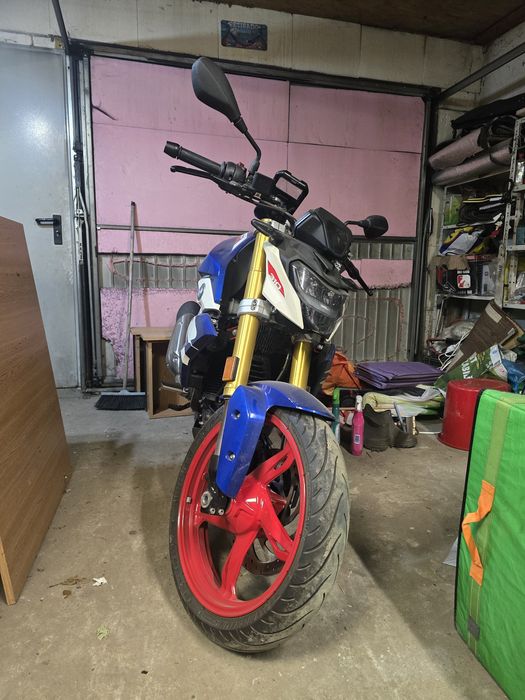 Motocicleta Bmw R310