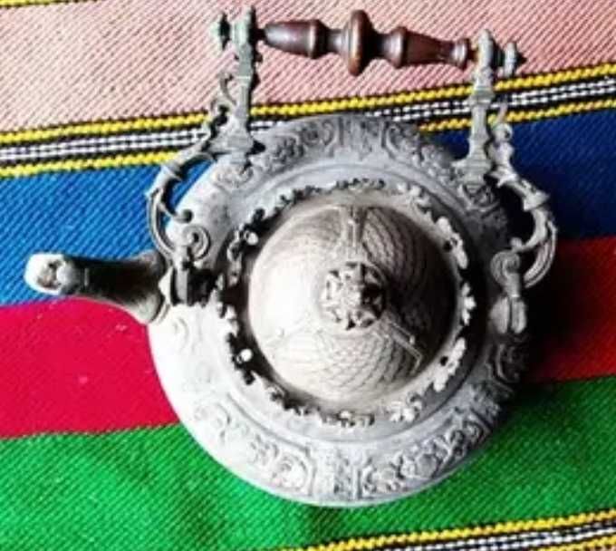 Антика 1875 год.