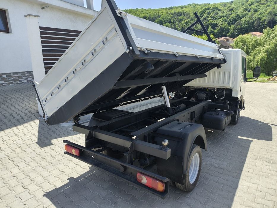 Nissan Cabstar 2010 basculabil 3 parti