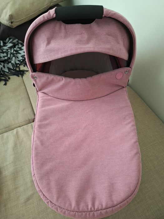 Кош за новородено Cybex Cot S Gold - розов цвят Magnolia pink