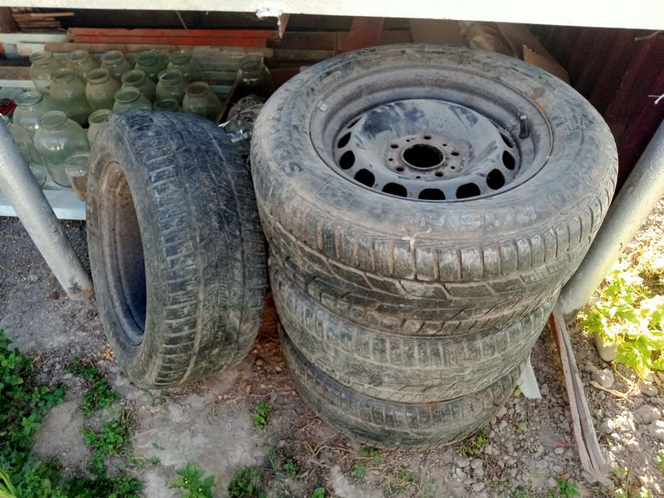 Шины bmw e34.Размер:225/60 R 15 H Комплект