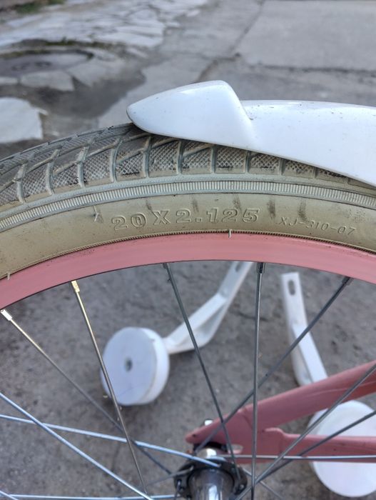 Детски велосипед ,20 цола с аксесоари!