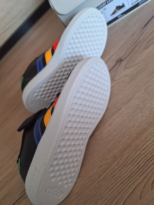ADIDAS Обувки Grand Court Lifestyle Court
ЧИСТО НОВИ,БЕЗ ЗАБЕЛЕЖКА.
За по тясно детско краче са.На моето дете са тесни.
Номер 28 
Цена 18 евро
