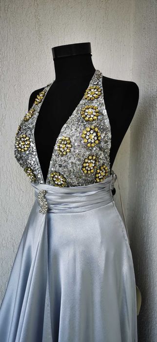 Vând rochie Tarik Ediz superba nouă cu etichetă