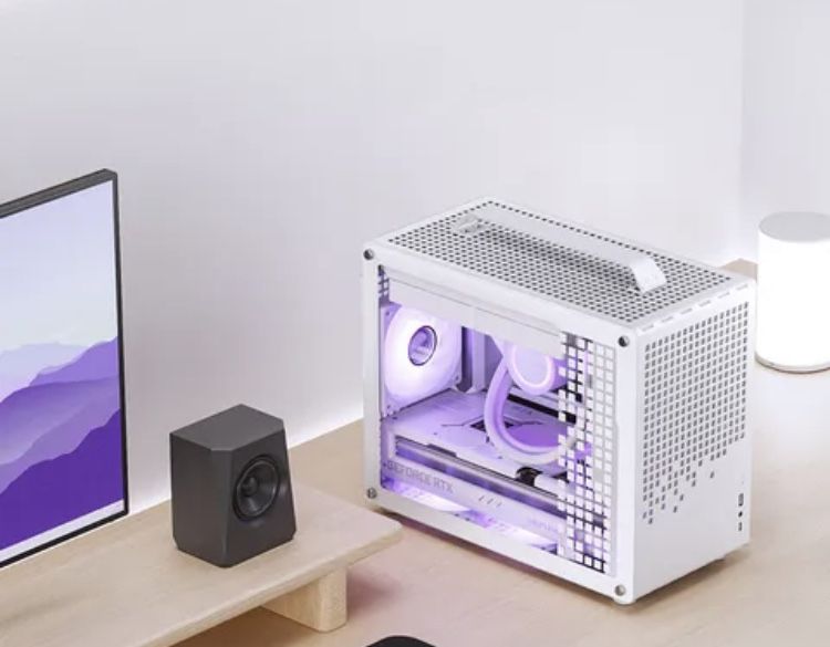 Продам компактный корпусс