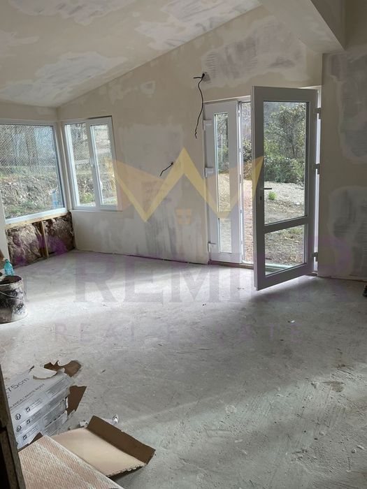 Продава се Къща в Провадия - 90 кв.м за 806 €/кв.м - Снимка #1