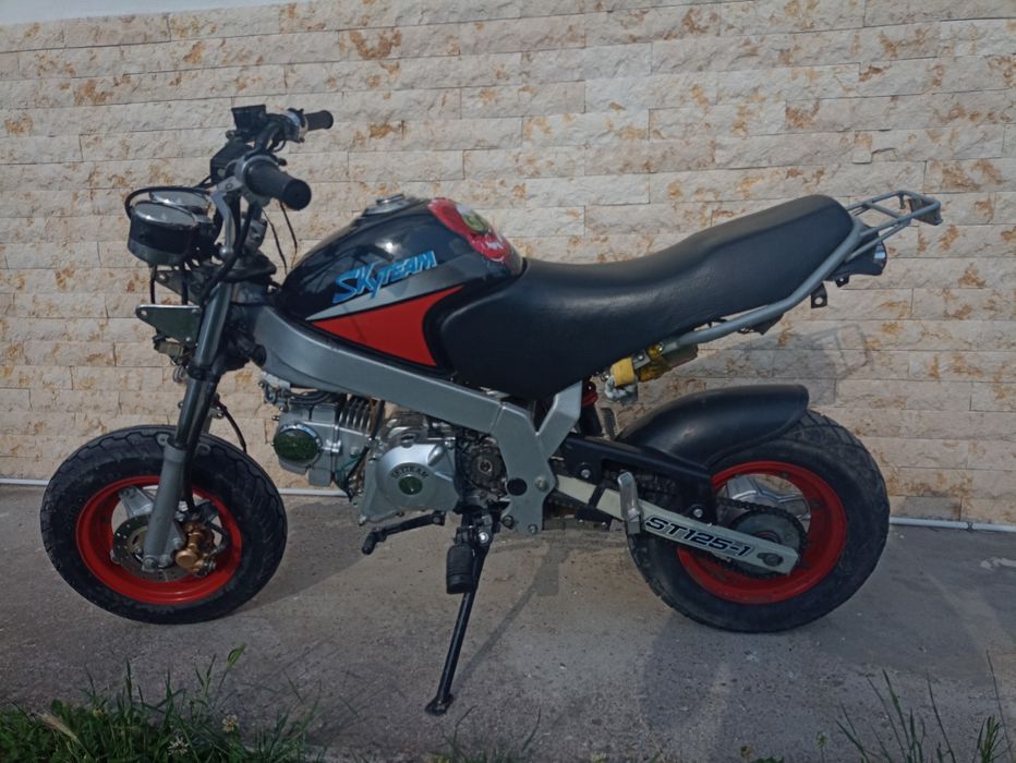 Vând motocicleta Skyteam ST125-1