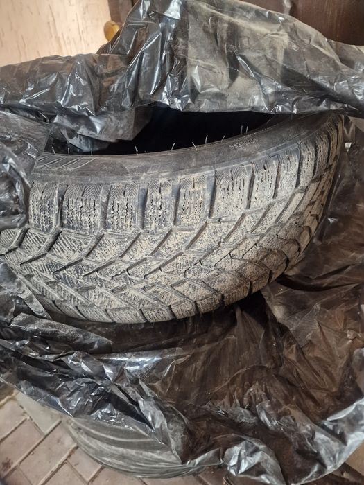 Продам резину 18