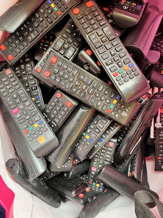 Samsung Modele telecomenzi si altele