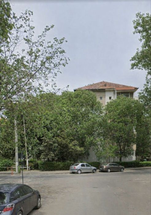 Vand apartament cu 2 camere – zona centrala, Piata Cuza Voda