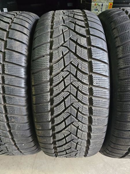 275/50/20 DUNLOP , зимни гуми - 4 бр.