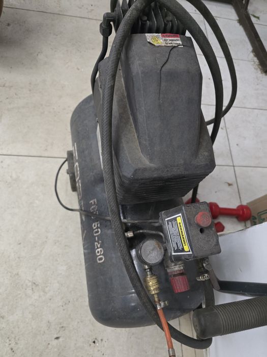 Воздушный компрессор , углорез по металлу