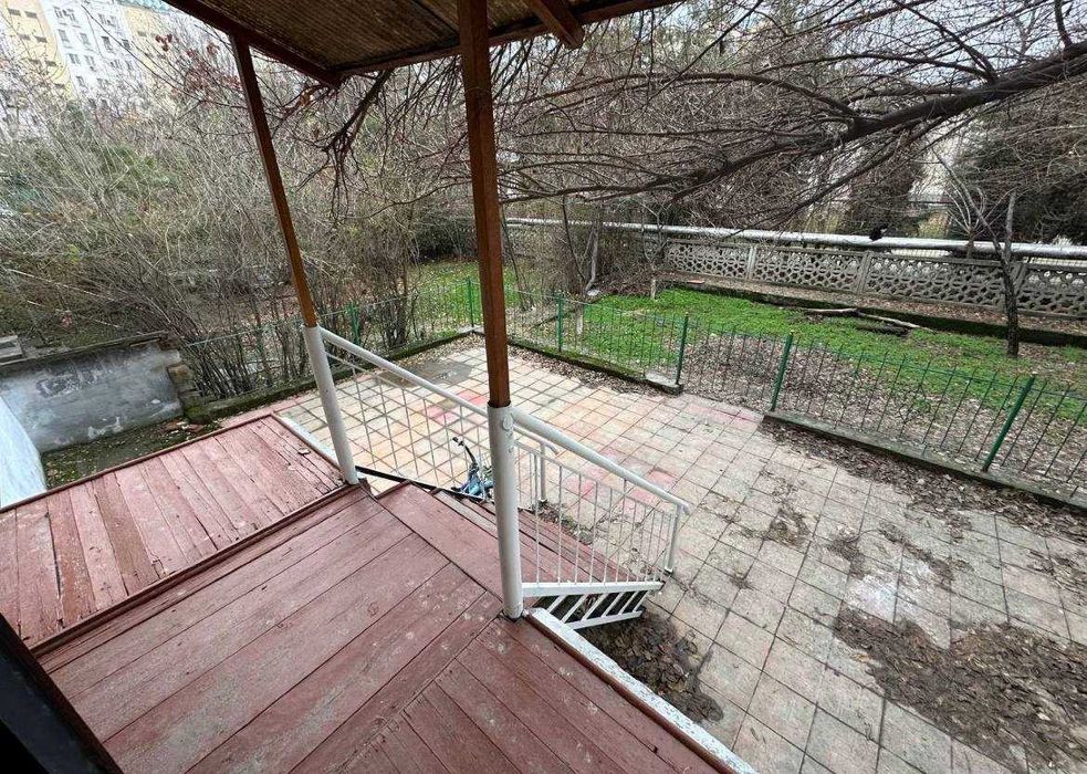 Ойбек 3ком 1этаж , продается квартира, 72м2 ( Тарас шевченко )