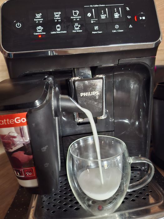 Aparat de cafea Philips LateGo Serie 3200