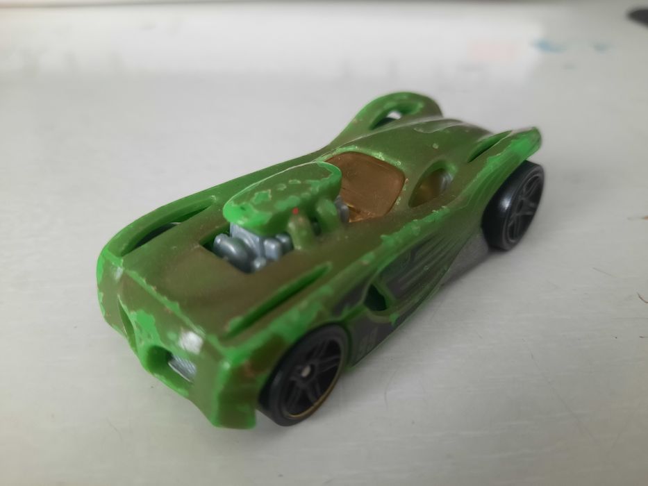Продам машинки Hotwheels все оригиналы