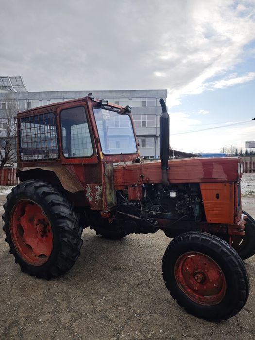 Vând Tractor U650