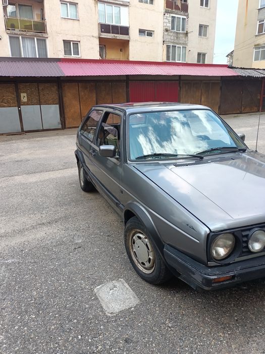 Vand VW Golf 2 Diesel 1.6 cmc an 1988 colectionari/restaurare