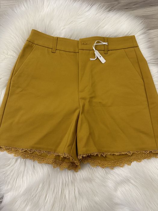 Дамски къси панталони