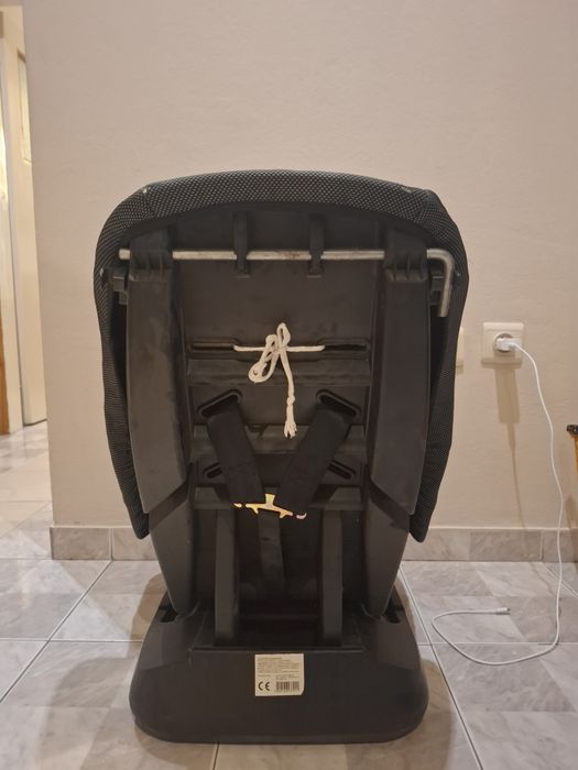 Детско столче за кола Moni