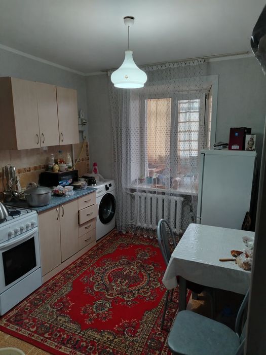 Продам 2х ком квартиру на узкой