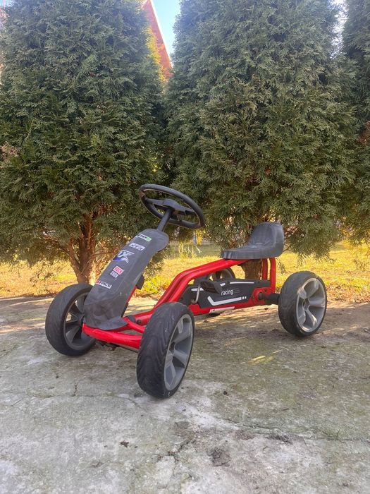 Kart cu pedale că nou