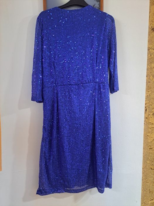 Продам новое платье