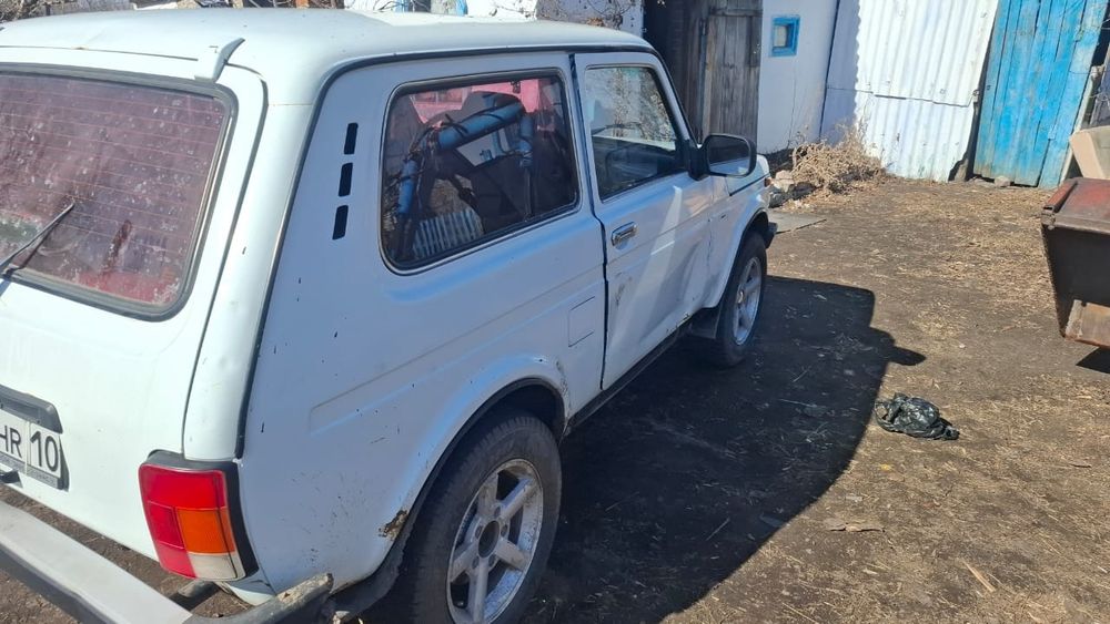 Продам нива 2012 год